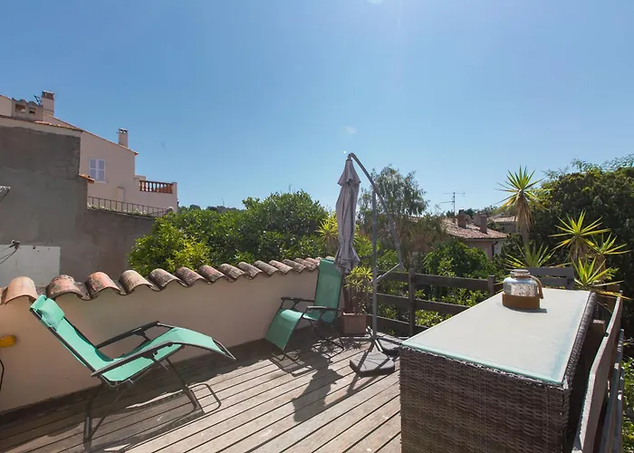 2 Bedrooms Central Saint-Tropez, Next To The Port